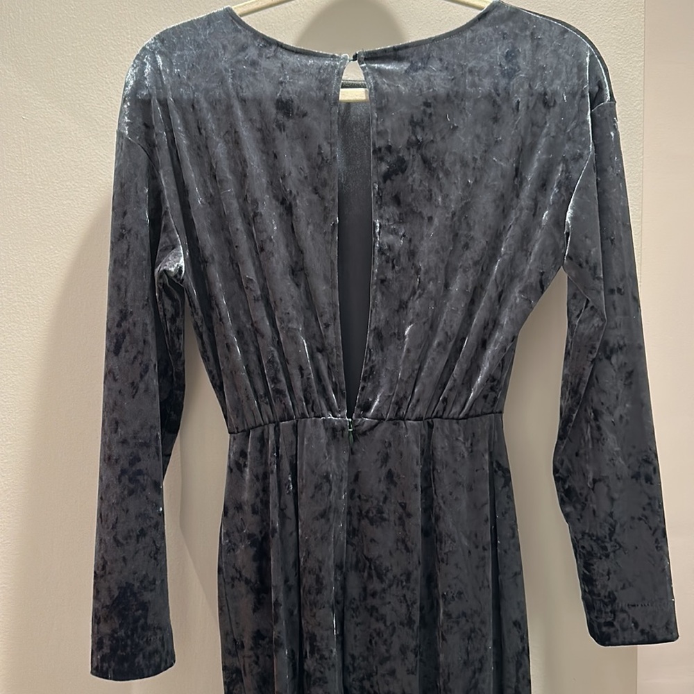 NWT & Other Stories Velvet Keyhole Back Midi Dress